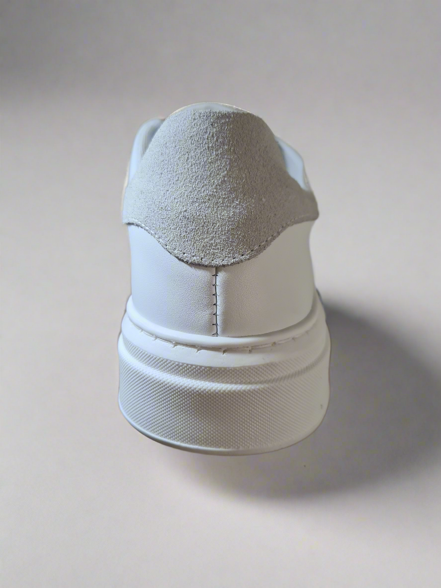 Basic Sneakers - ART. AZ52