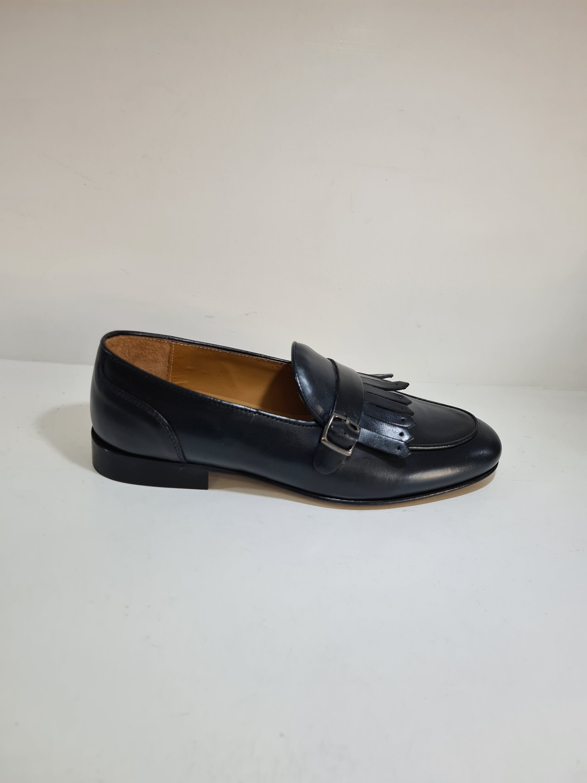 FERRINO Milano - Slippers con fibbia e frangia Pelle Blu