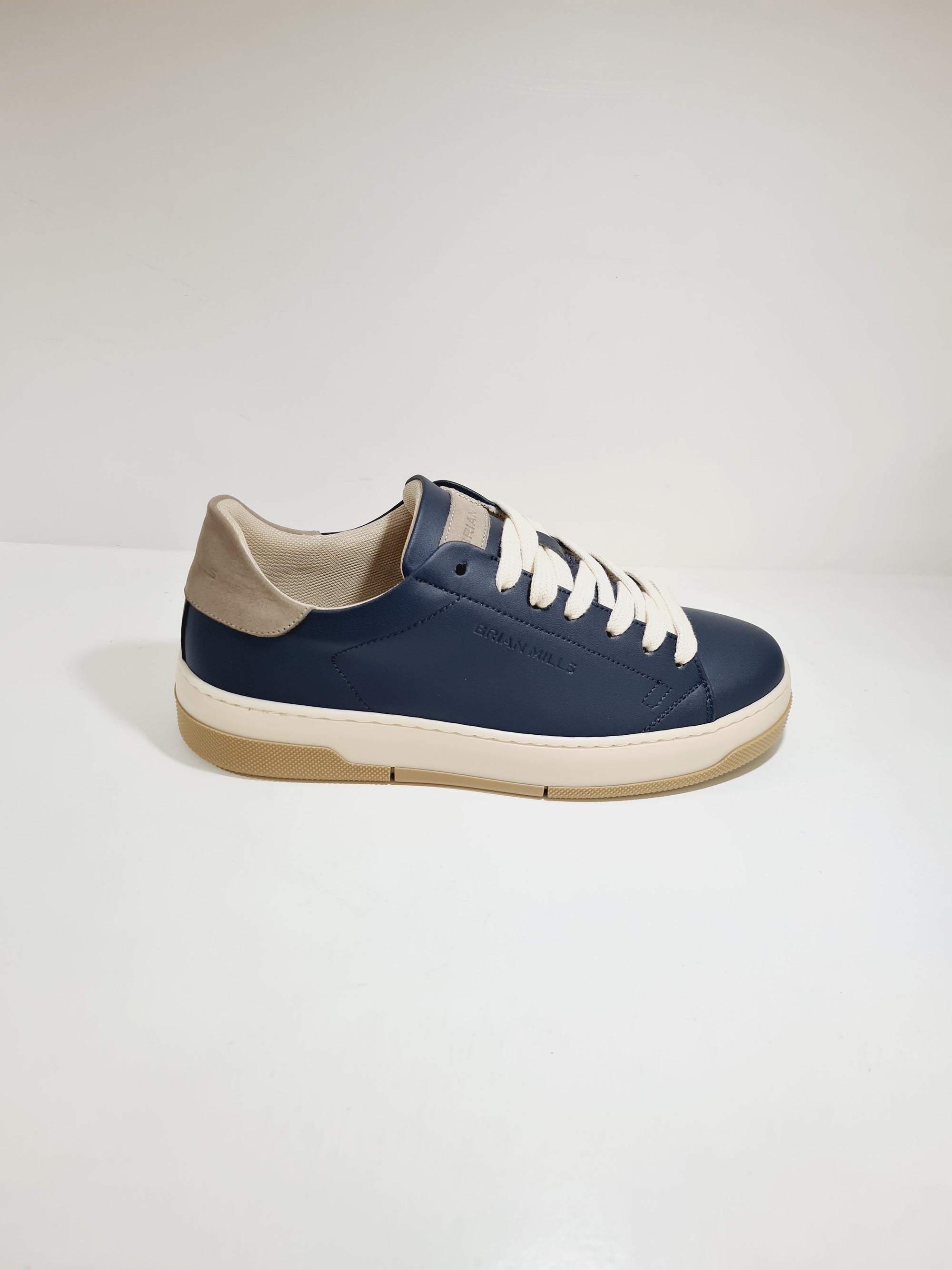 BRIAN MILLS - ERIK 568 BLU Nabuk Sabbia