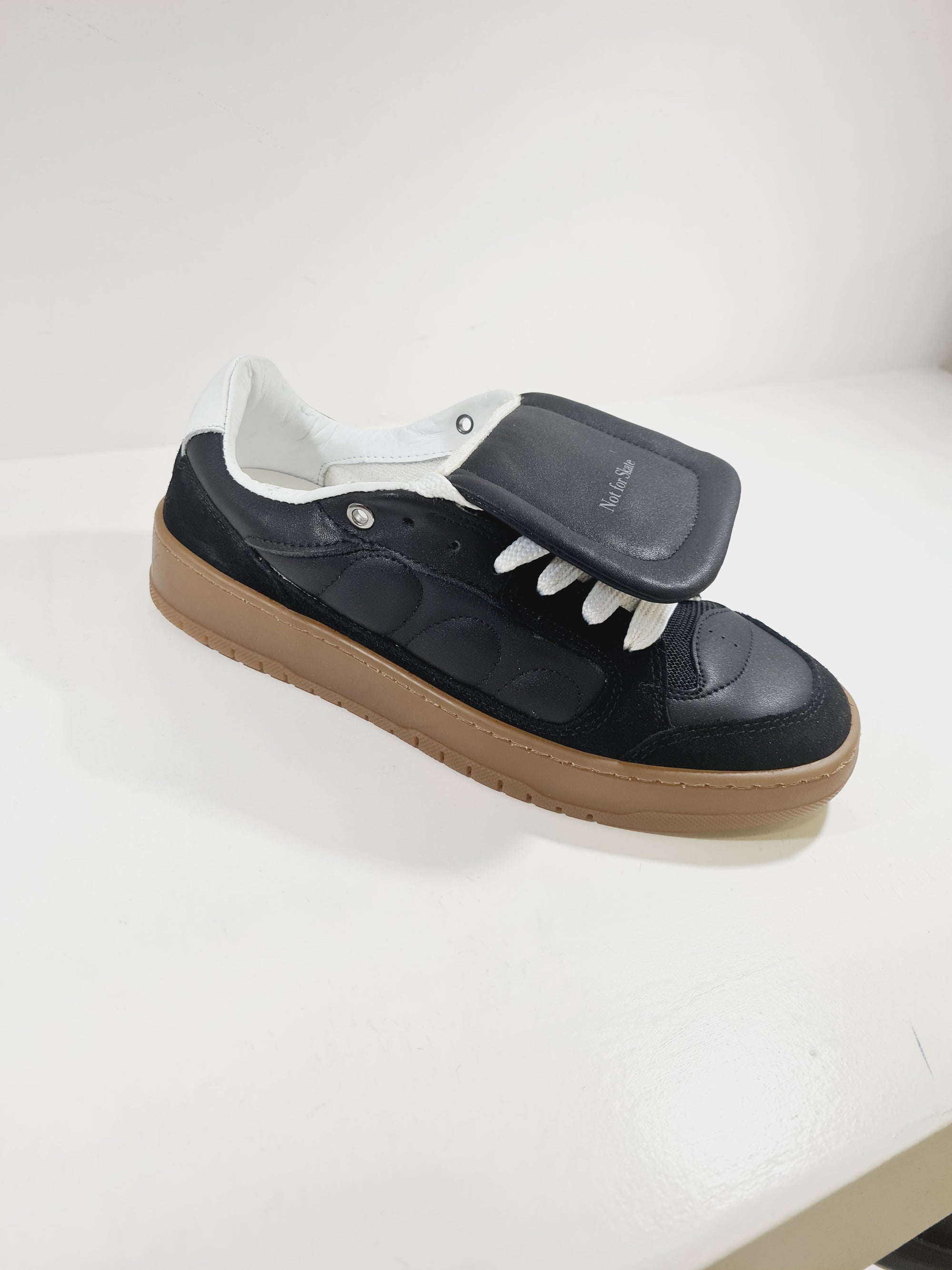 SANTHA - MODEL 2 Soccer Calf BLACK