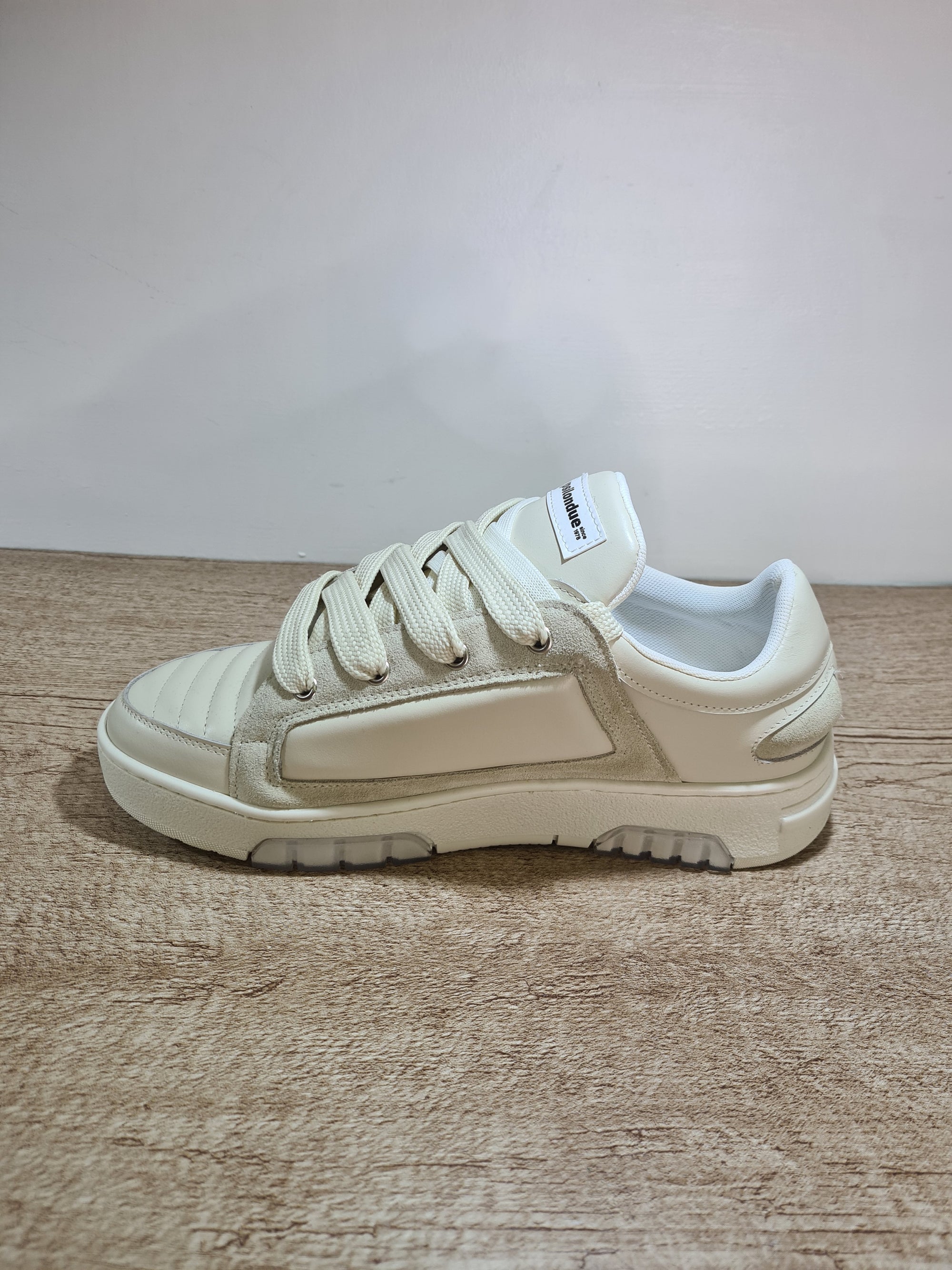 Y 2 - NPI Beige