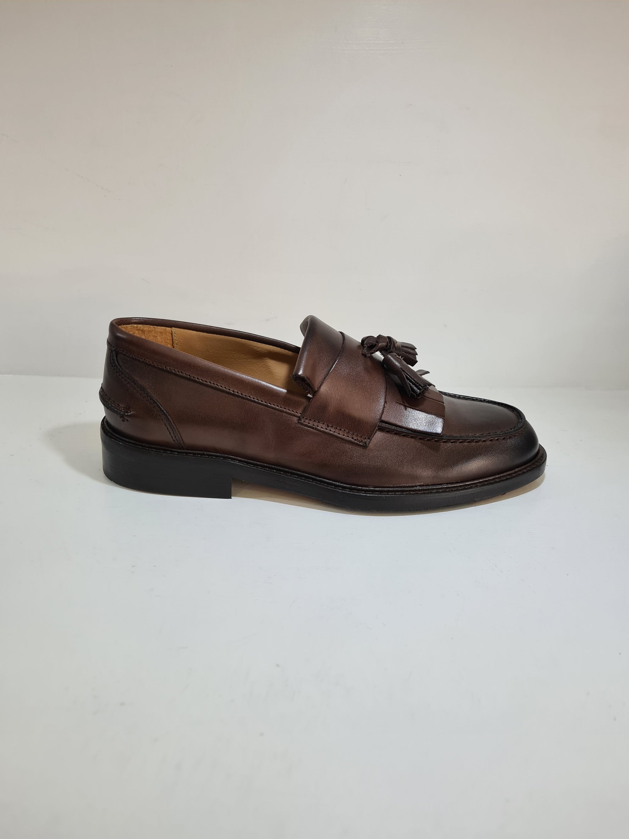 C346 - College Frangia e nappine Pelle Legno