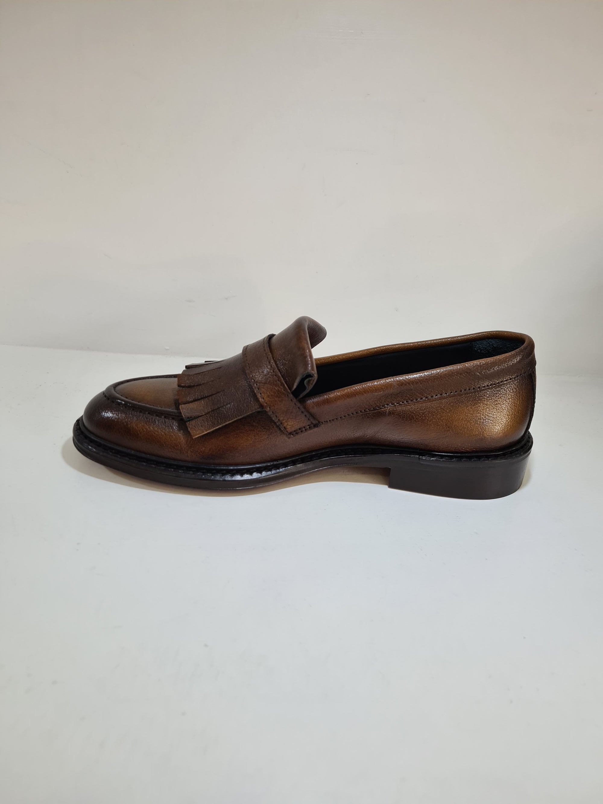 Fratelli RENNELLA 1935 - 00401 Mocassino frangia e fibbia Montone Whisky