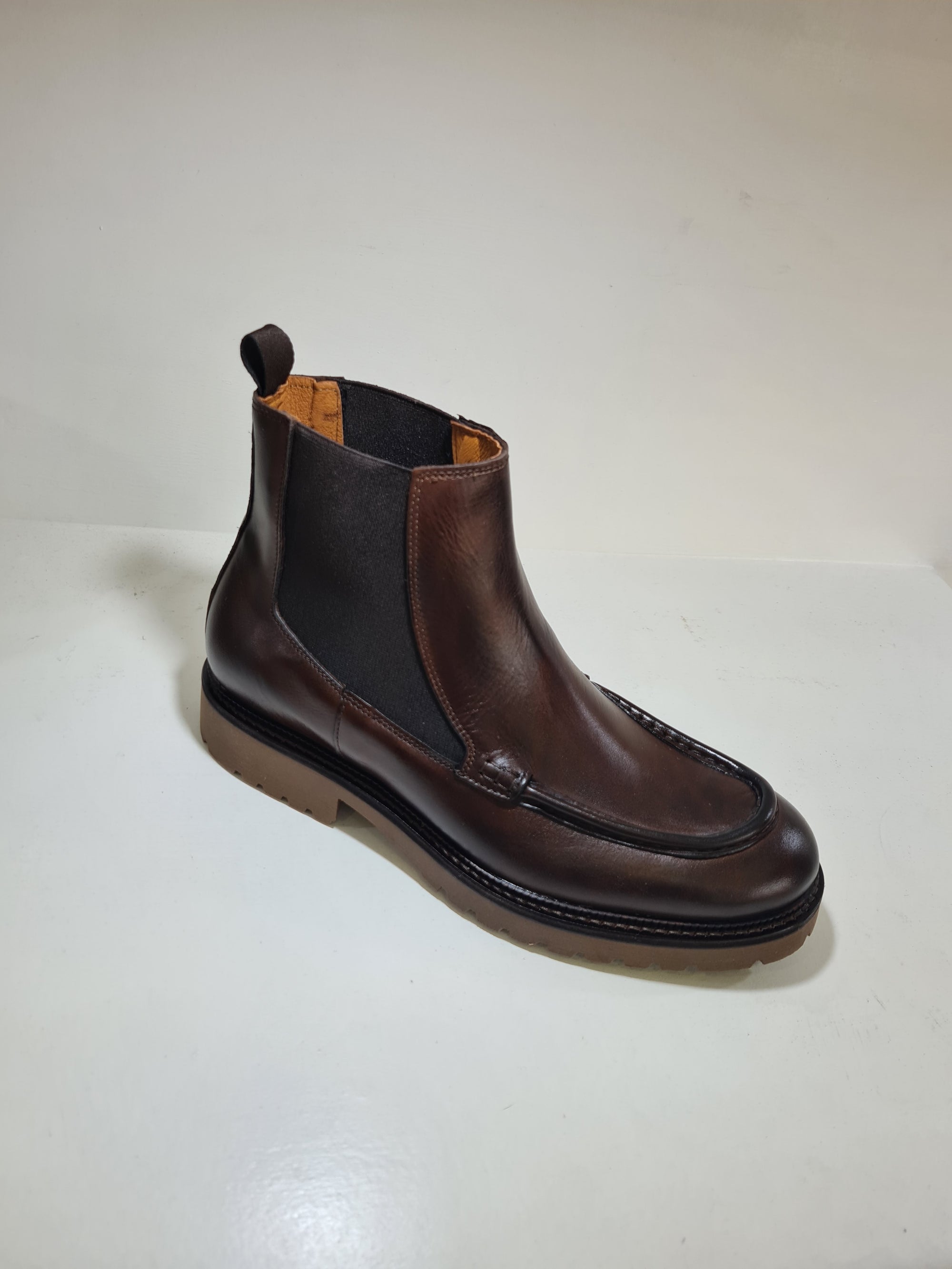 EXTON - 689 VIENNA BROWN