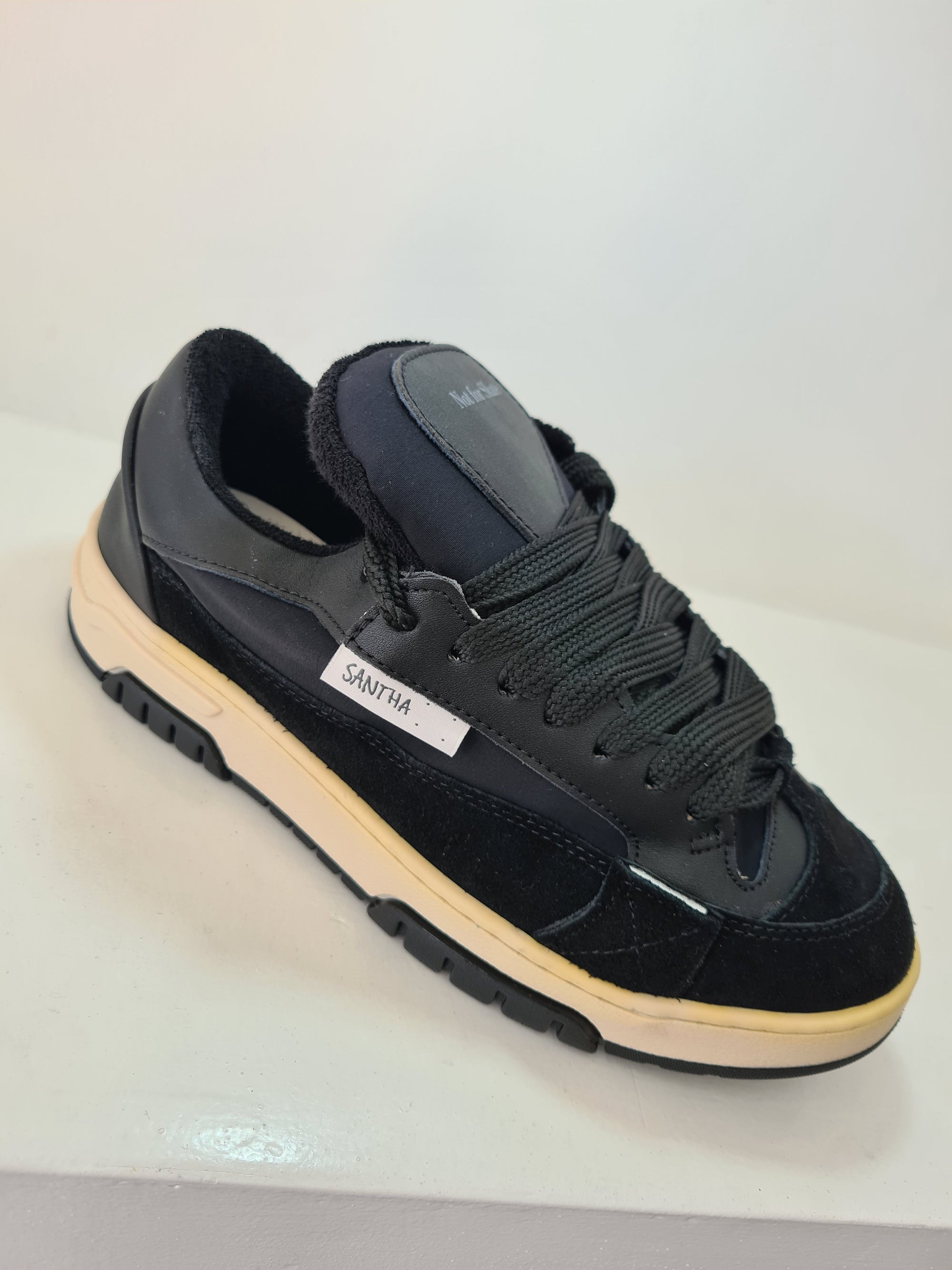 SANTHA - MODEL 1 CUT Sporty Black