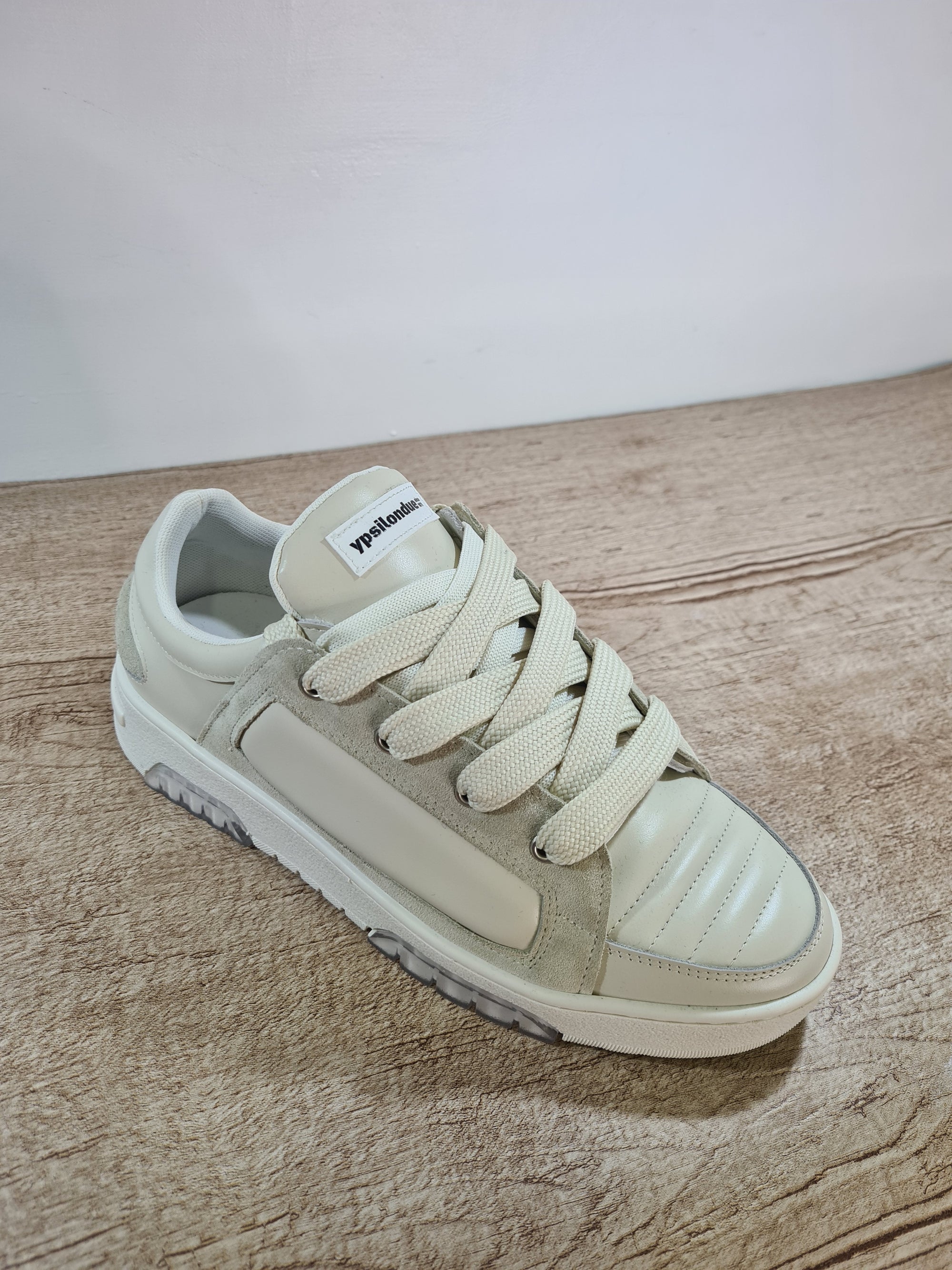 Y 2 - NPI Beige