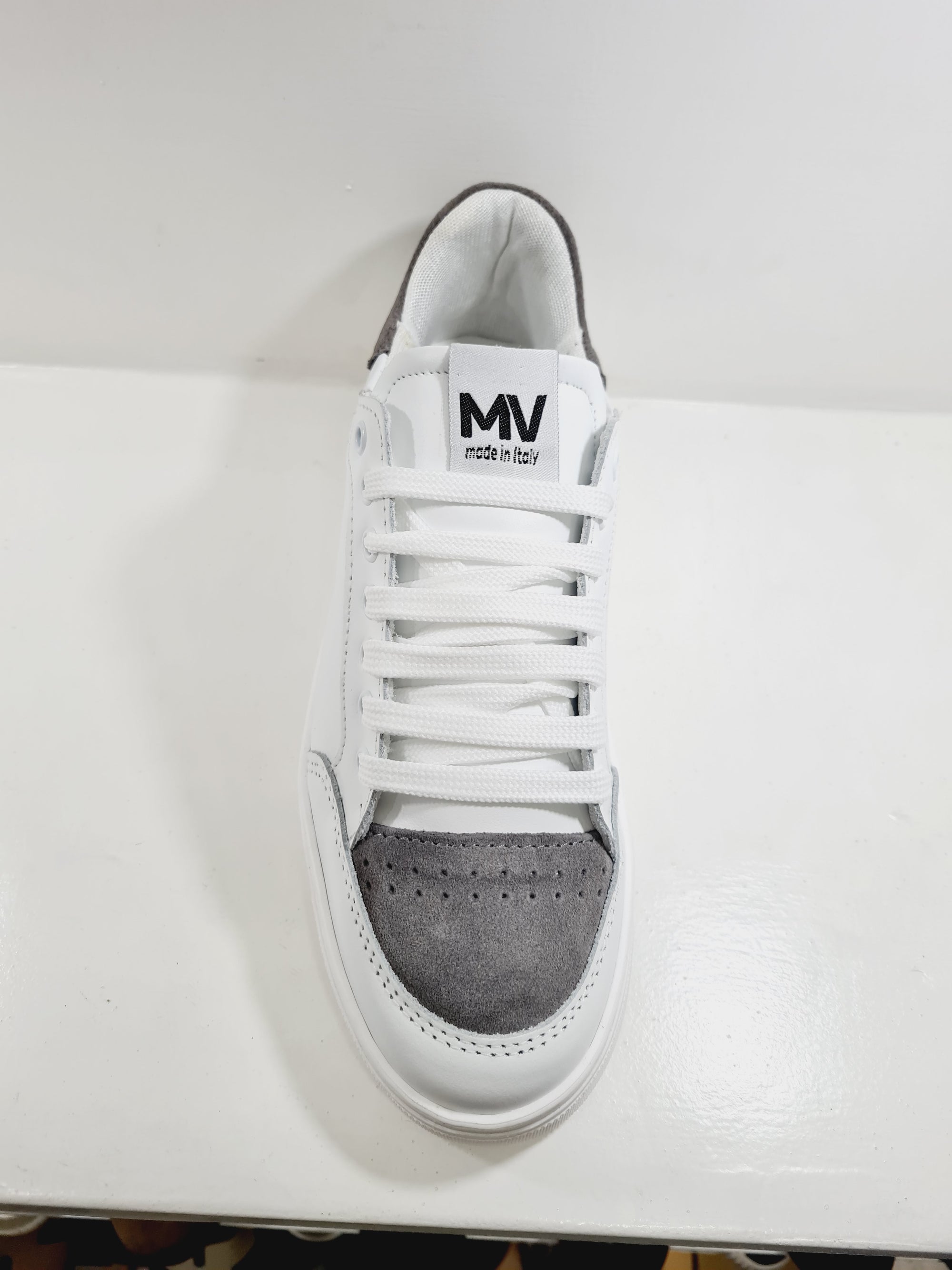 MV - EXTRA820 Bianco + Camoscio Grigio