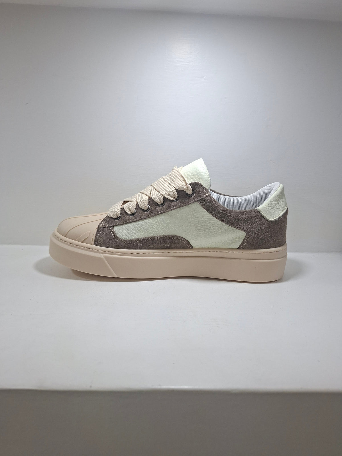 Lavorazione Artigianale - SONNY Pelle Beige Camoscio Tortora
